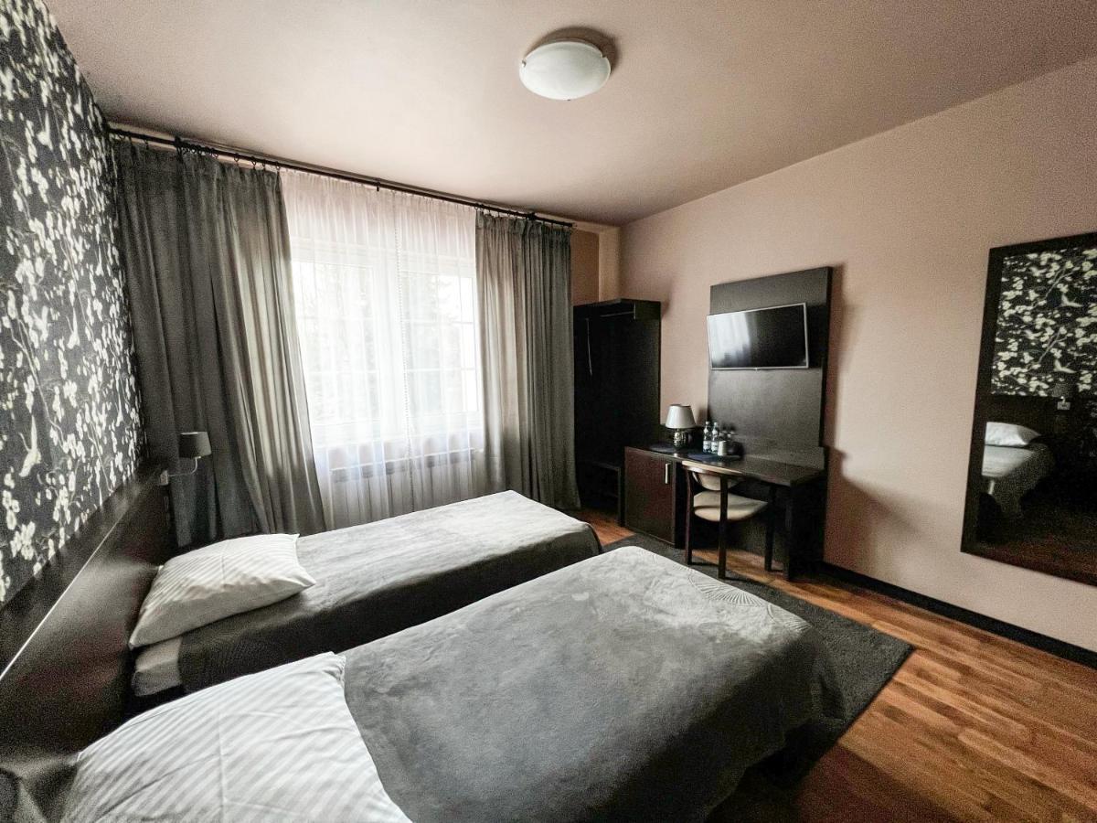 Noclegi Pod Lasem Lublin Kültér fotó
