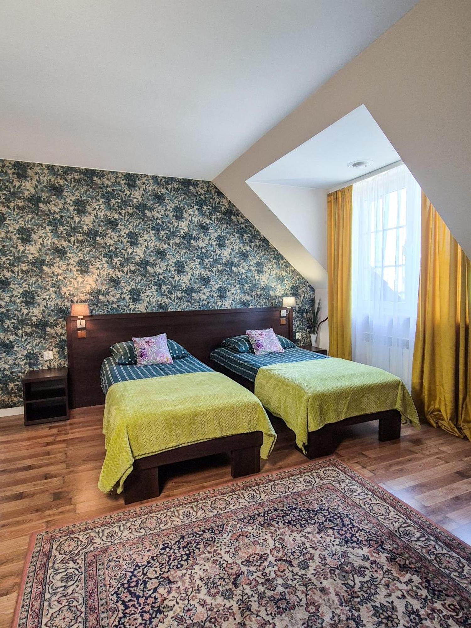 Noclegi Pod Lasem Lublin Kültér fotó