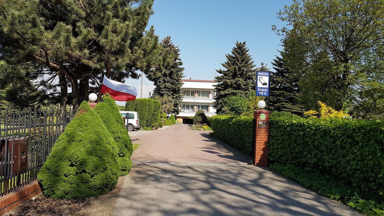 Noclegi Pod Lasem Lublin Kültér fotó